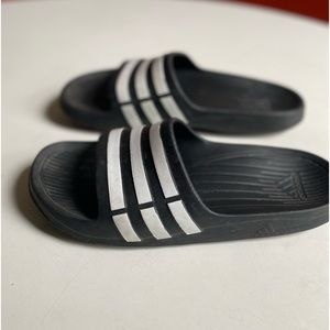 Addidas Slides